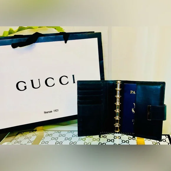 “HP” GUCCI Web Black GG Logo Agenda Notebook/Passport Cover EUC - Picture 2 of 9
